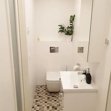 Modern In Tallinn, Telliskivi Apartment